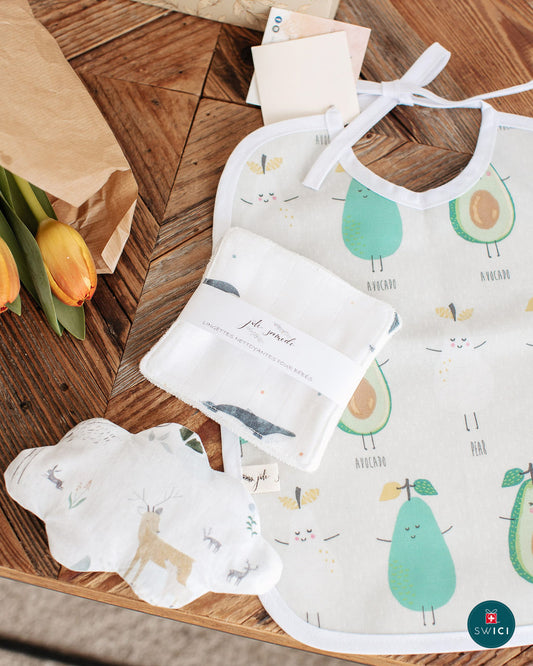 Petite pochette cadeaux de naissance